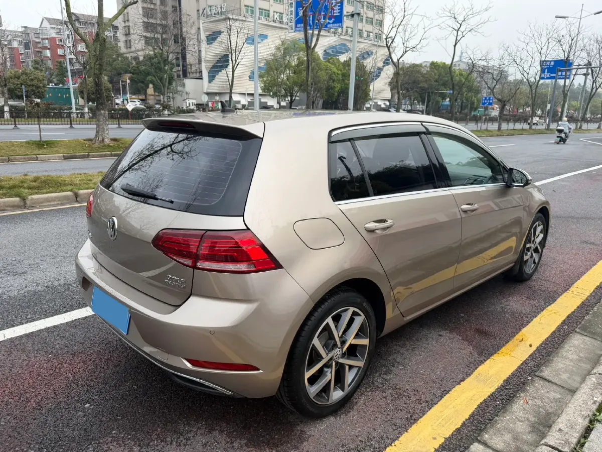 2020 Volkswagen Golf 1.4T 150HP L4 7DCT,autocango,china used car exporter,china ev exporter,chinese used car exporter,chinese used ev exporter