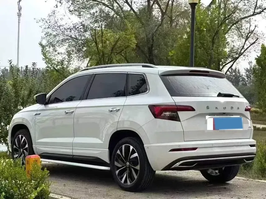 2024 Skoda Karoq 1.4T 150HP L4 7DCT,autocango,china used car exporter,china ev exporter,chinese used car exporter,chinese used ev exporter