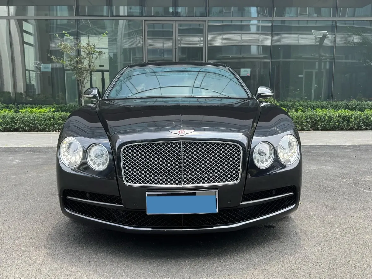 2017 Bentley Flying Spur 4.0T 528HP V8 8AT,autocango,china used car exporter,china ev exporter,chinese used car exporter,chinese used ev exporter