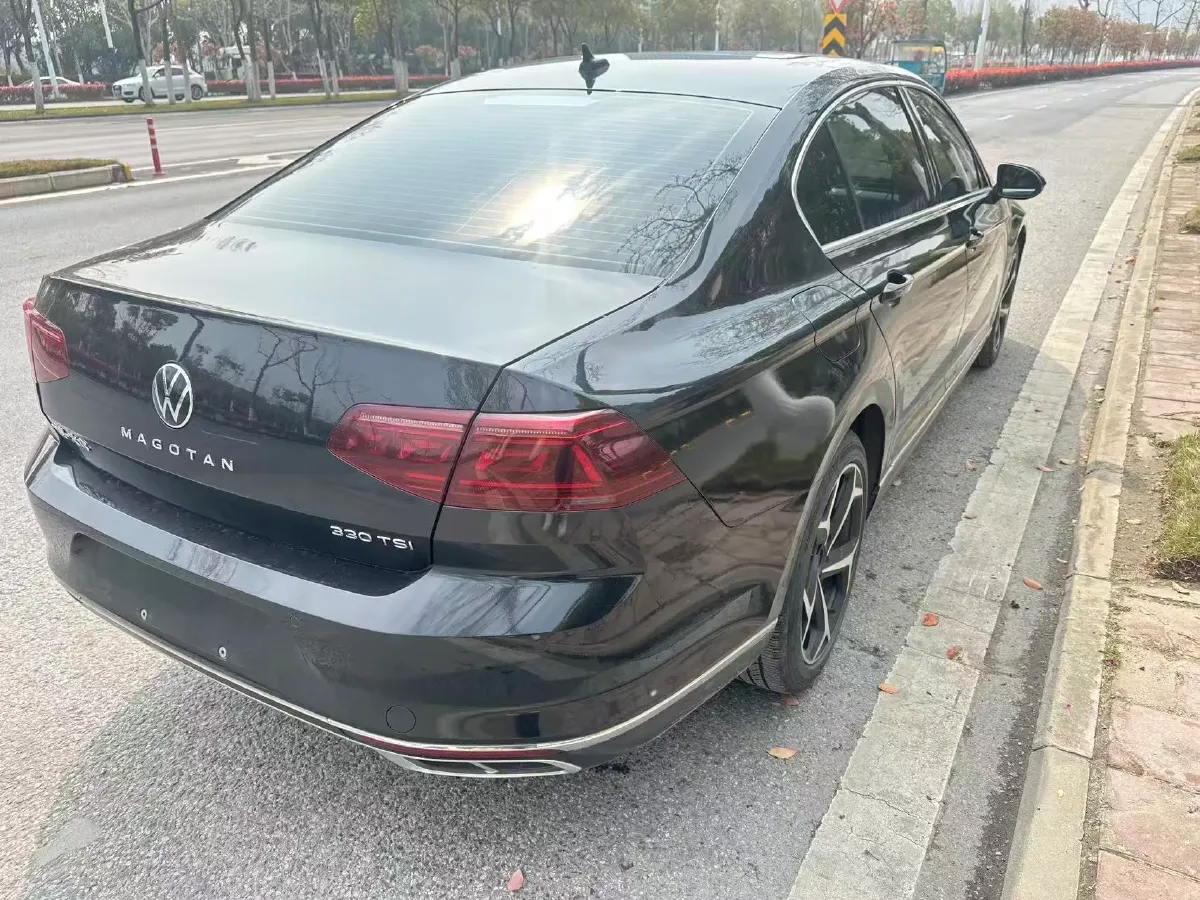 2023 Volkswagen Magotan 2.0T 186HP L4 7DCT,autocango,china used car exporter,china ev exporter,chinese used car exporter,chinese used ev exporter