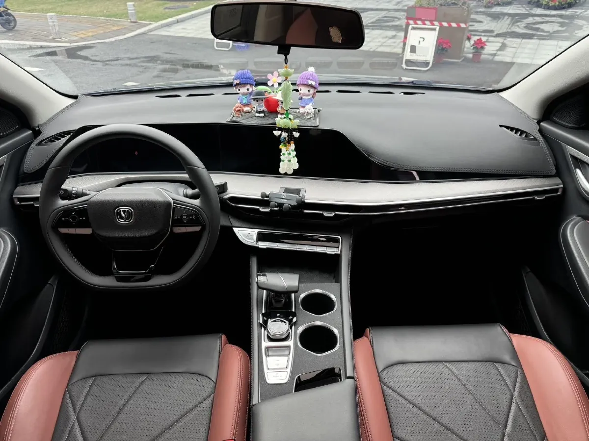 2023 ChangAn Eado 1.4T 160HP L4 7DCT,autocango,china used car exporter,china ev exporter,chinese used car exporter,chinese used ev exporter