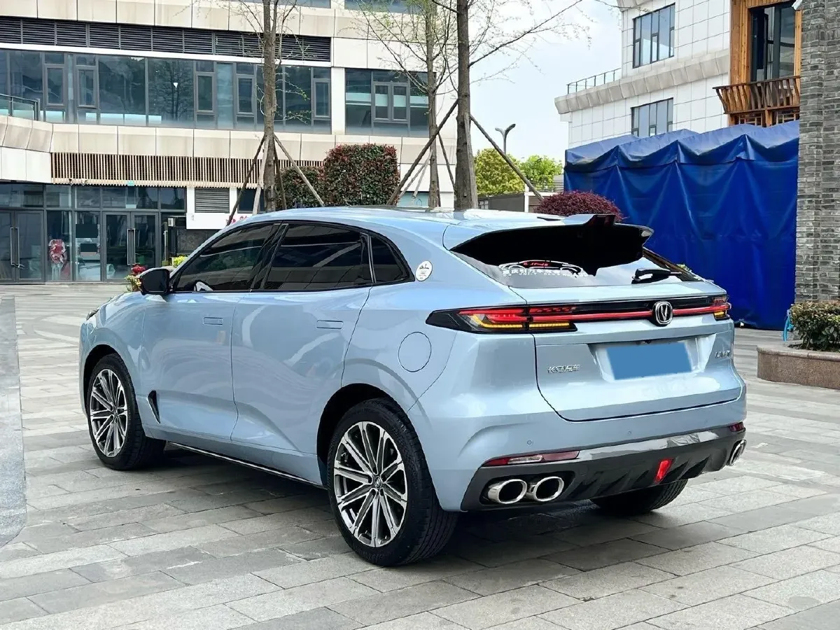2021 ChangAn UNI-K 2.0T 233HP L4 8AT,autocango,china used car exporter,china ev exporter,chinese used car exporter,chinese used ev exporter