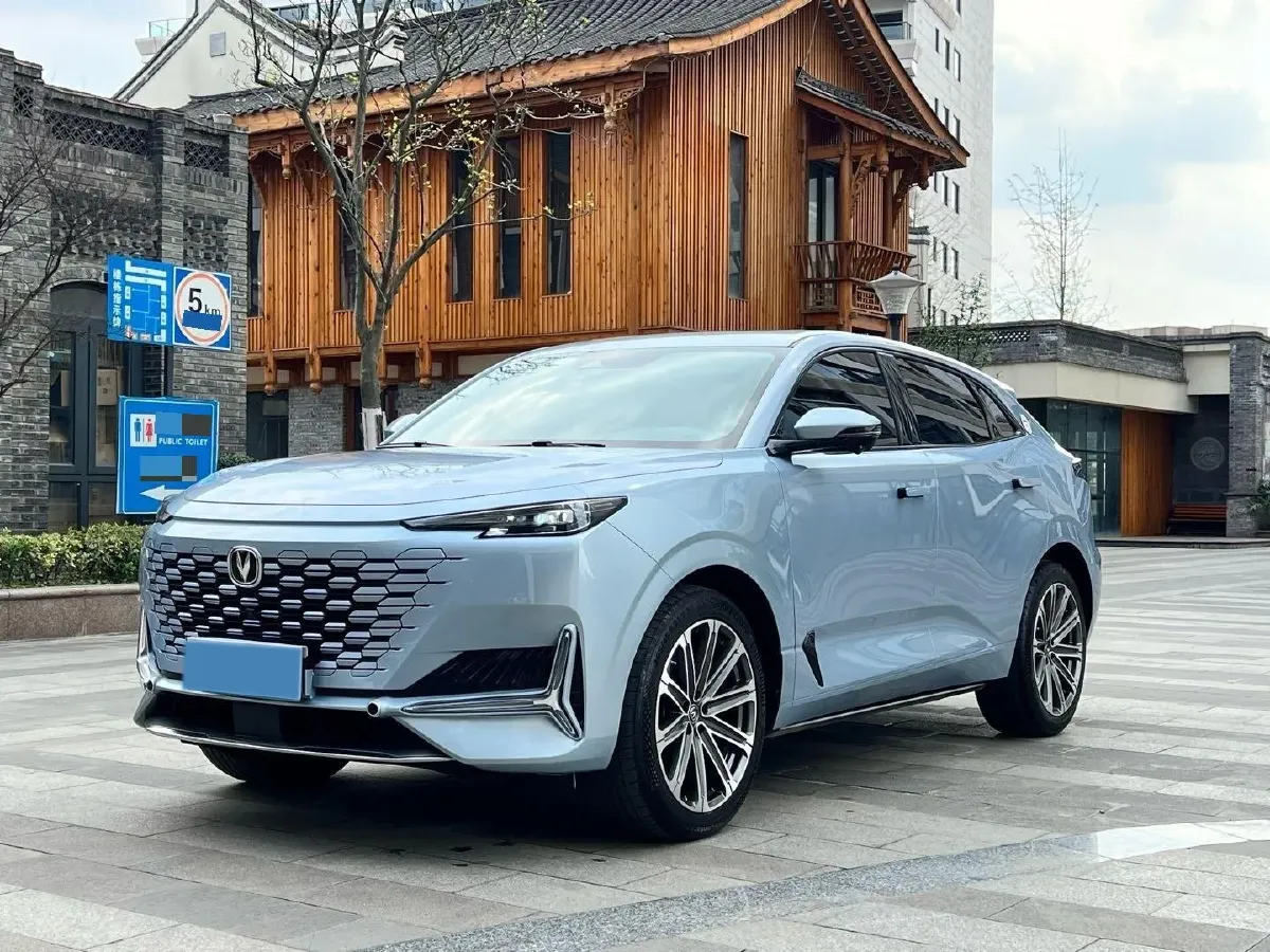 2021 ChangAn UNI-K 2.0T 233HP L4 8AT,autocango,china used car exporter,china ev exporter,chinese used car exporter,chinese used ev exporter