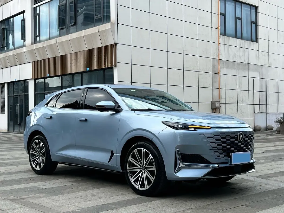 2021 ChangAn UNI-K 2.0T 233HP L4 8AT,autocango,china used car exporter,china ev exporter,chinese used car exporter,chinese used ev exporter