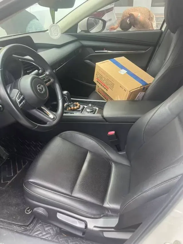 2021 Mazda 3 Axela 2.0L 158HP L4 6AT,autocango,china used car exporter,china ev exporter,chinese used car exporter,chinese used ev exporter