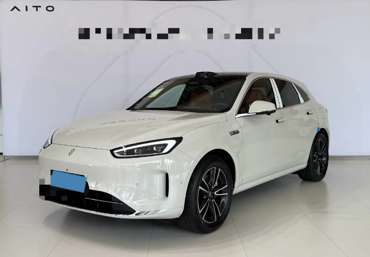2025 AITO AITO M5 1.5T 152HP L4 REEV 42KWH,autocango,china used car exporter,china ev exporter,chinese used car exporter,chinese used ev exporter