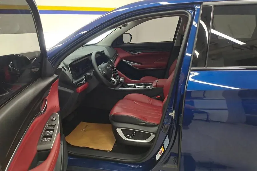 2021 ChangAn CS75 Plus 1.5T 178HP L4 6AT,autocango,china used car exporter,china ev exporter,chinese used car exporter,chinese used ev exporter