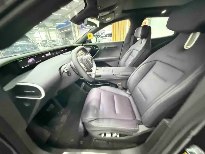 2024 Avatr 07 BEV 82.16KWH,autocango,china used car exporter,china ev exporter,chinese used car exporter,chinese used ev exporter