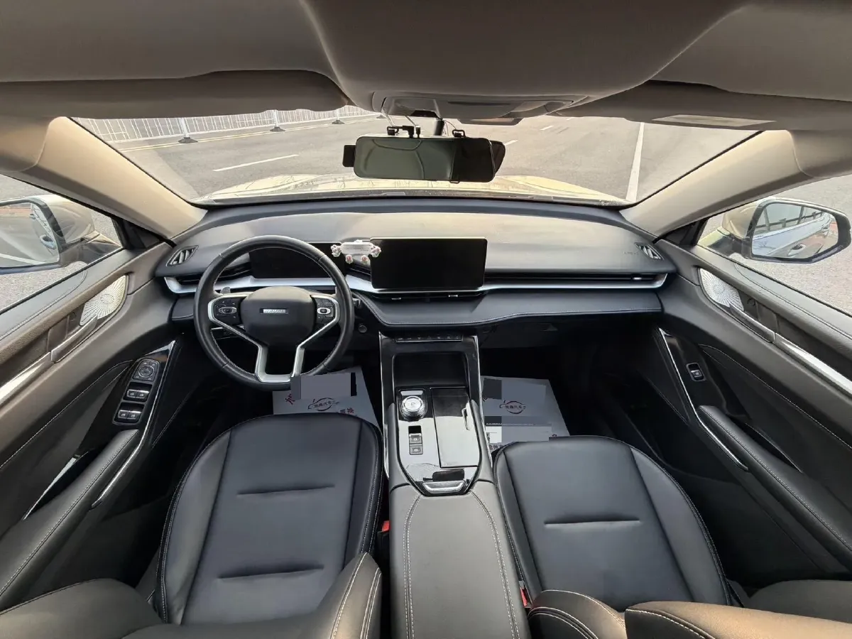 2021 Haval H6 1.5T 169HP L4 7DCT,autocango,china used car exporter,china ev exporter,chinese used car exporter,chinese used ev exporter