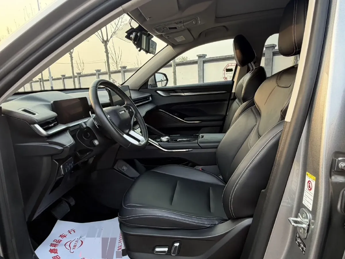 2021 Haval H6 1.5T 169HP L4 7DCT,autocango,china used car exporter,china ev exporter,chinese used car exporter,chinese used ev exporter