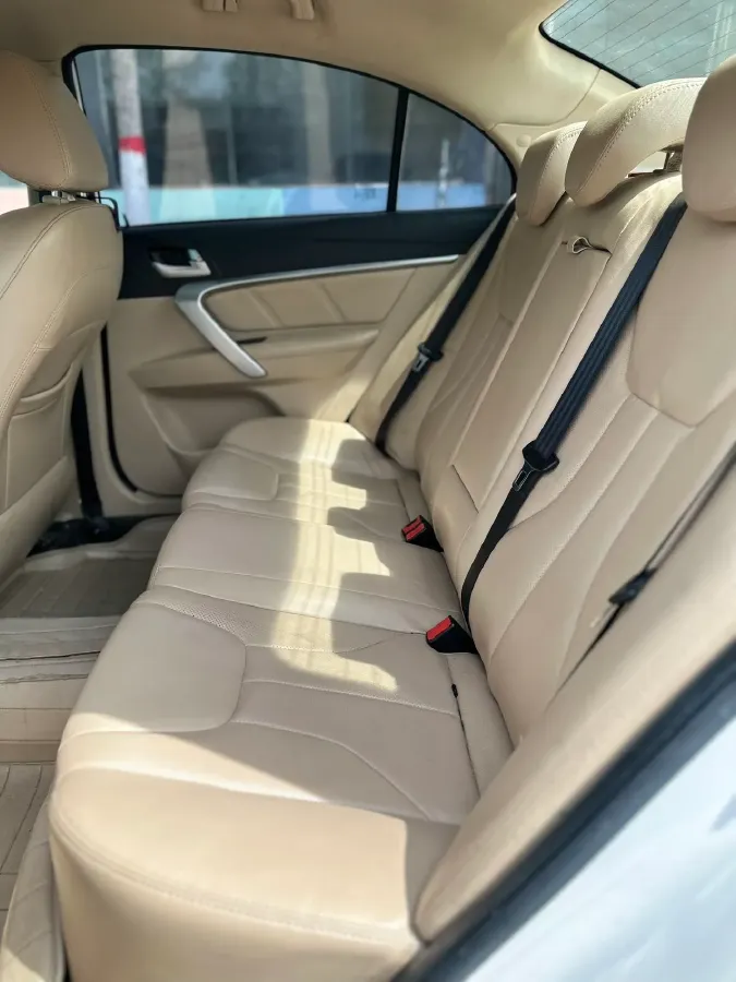 2017 Geely Emgrand 1.5L 109HP L4 5MT,autocango,china used car exporter,china ev exporter,chinese used car exporter,chinese used ev exporter