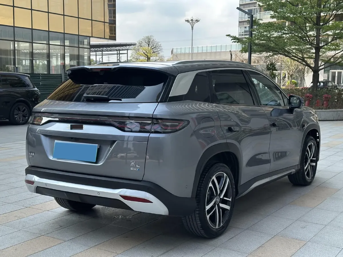 2025 BYD SongL DM-i 1.5L 101HP L4 E-CVT PHEV 18.3KWH,autocango,china used car exporter,china ev exporter,chinese used car exporter,chinese used ev exporter