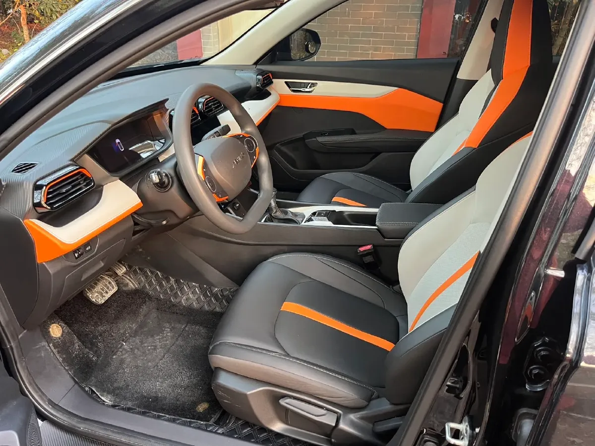 2023 DongFeng Aeolus YiXuan 1.5L 125HP L4 6DCT,autocango,china used car exporter,china ev exporter,chinese used car exporter,chinese used ev exporter