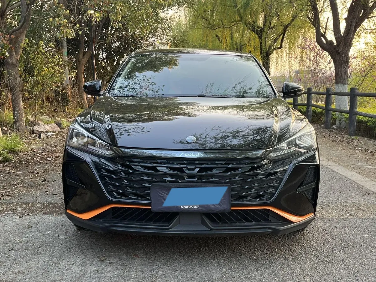 2023 DongFeng Aeolus YiXuan 1.5L 125HP L4 6DCT,autocango,china used car exporter,china ev exporter,chinese used car exporter,chinese used ev exporter