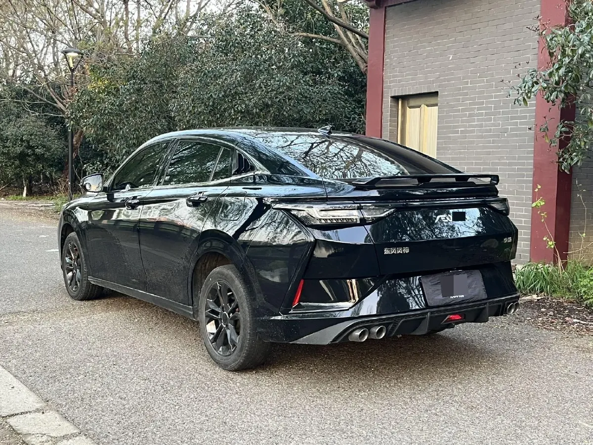 2023 DongFeng Aeolus YiXuan 1.5L 125HP L4 6DCT,autocango,china used car exporter,china ev exporter,chinese used car exporter,chinese used ev exporter