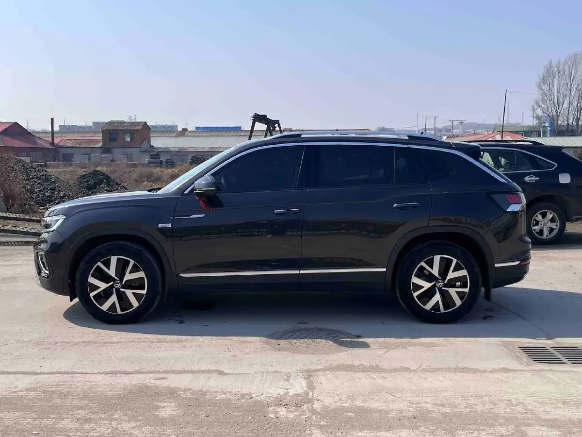 2023 Volkswagen Tayron 2.0T 186HP L4 7DCT,autocango,china used car exporter,china ev exporter,chinese used car exporter,chinese used ev exporter