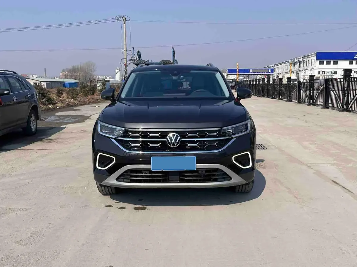 2023 Volkswagen Tayron 2.0T 186HP L4 7DCT,autocango,china used car exporter,china ev exporter,chinese used car exporter,chinese used ev exporter
