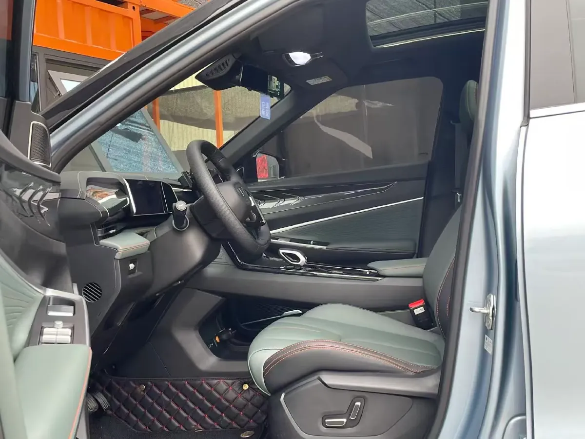 2024 Geely Azkarra 1.5T 181HP L4 7DCT,autocango,china used car exporter,china ev exporter,chinese used car exporter,chinese used ev exporter