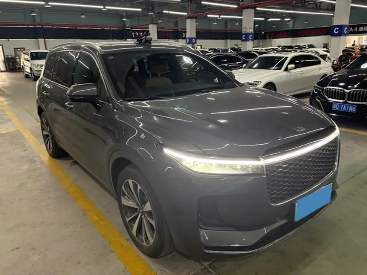 2021 Li ONE Range Extended 131HP REEV 40.5KWH,autocango,china used car exporter,china ev exporter,chinese used car exporter,chinese used ev exporter