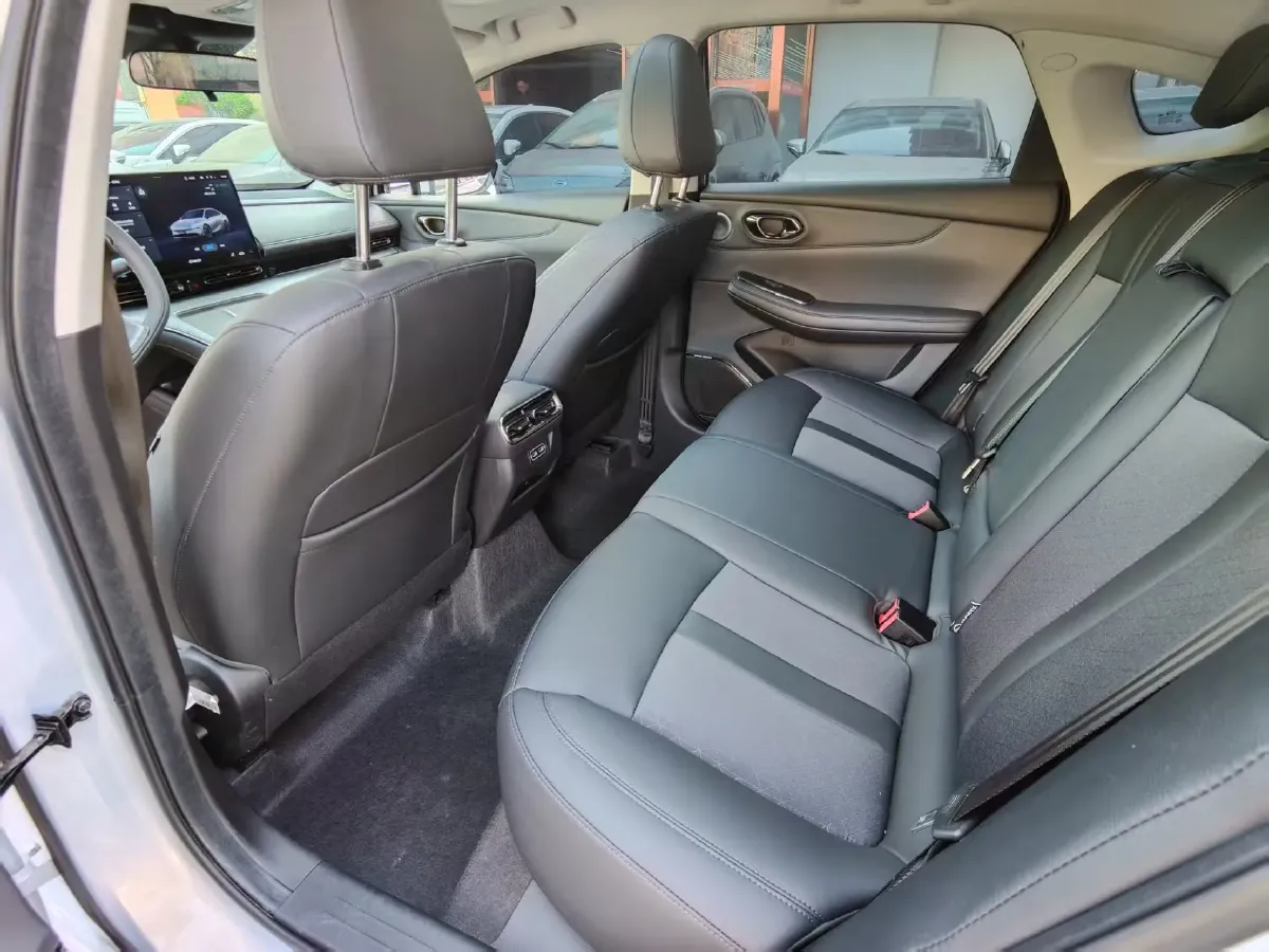 2024 ChangAn LanTuoZhe 2.0T 233HP L4 8AT,autocango,china used car exporter,china ev exporter,chinese used car exporter,chinese used ev exporter