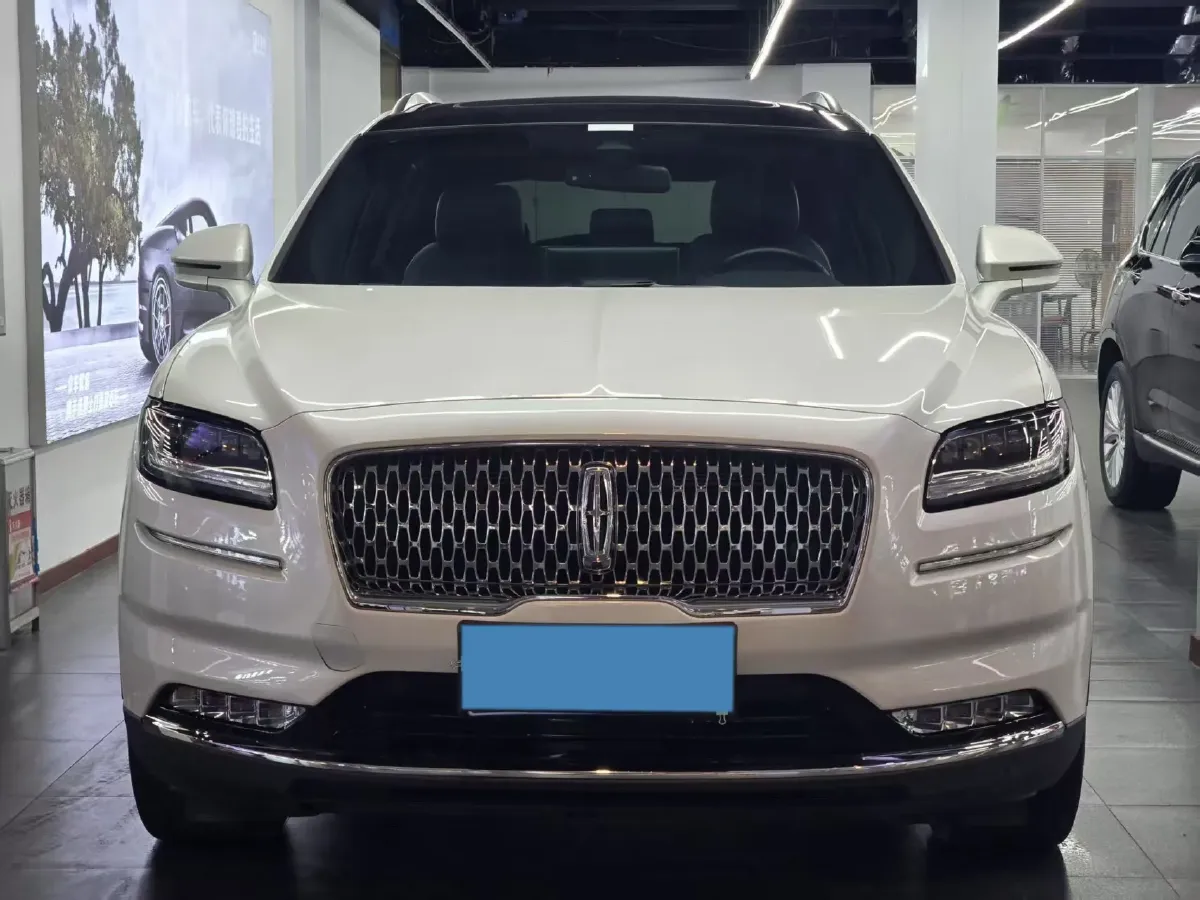 2021 Lincoln Nautilus 2.0T 245HP L4 8AT,autocango,china used car exporter,china ev exporter,chinese used car exporter,chinese used ev exporter
