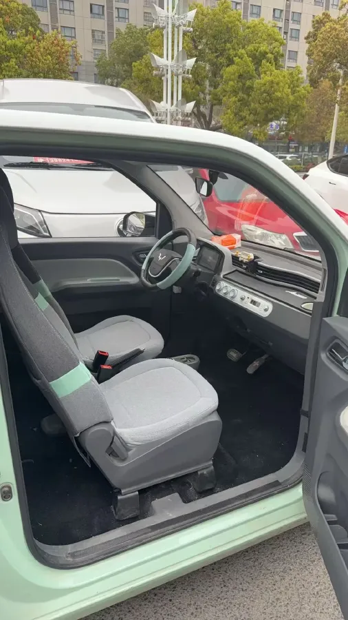 2021 WuLing HongGuang MINI EV BEV 9KWH,autocango,china used car exporter,china ev exporter,chinese used car exporter,chinese used ev exporter