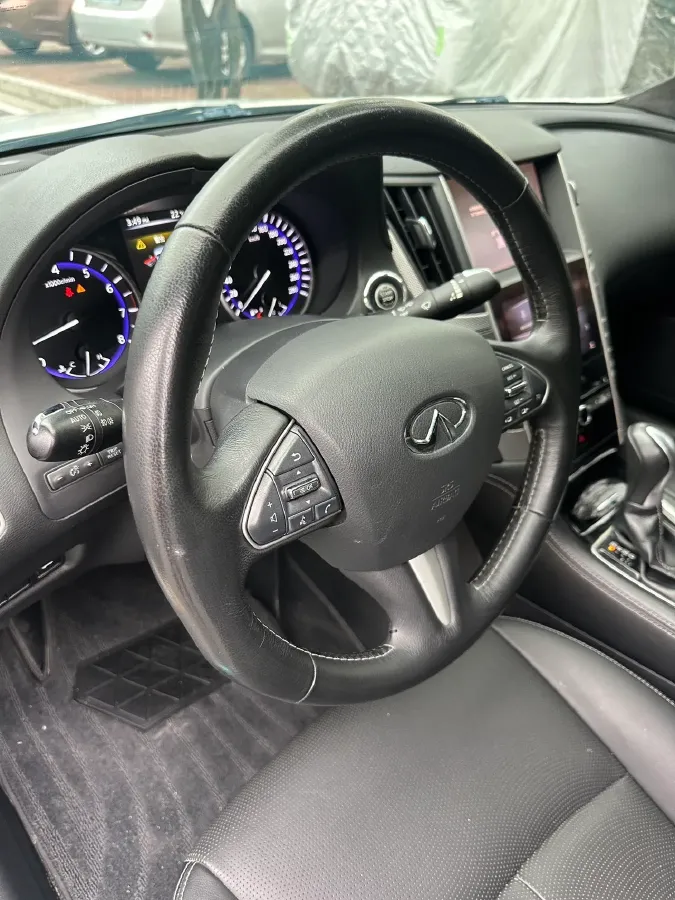 2016 Infiniti Q50L 2.0T 211HP L4 7AT,autocango,china used car exporter,china ev exporter,chinese used car exporter,chinese used ev exporter