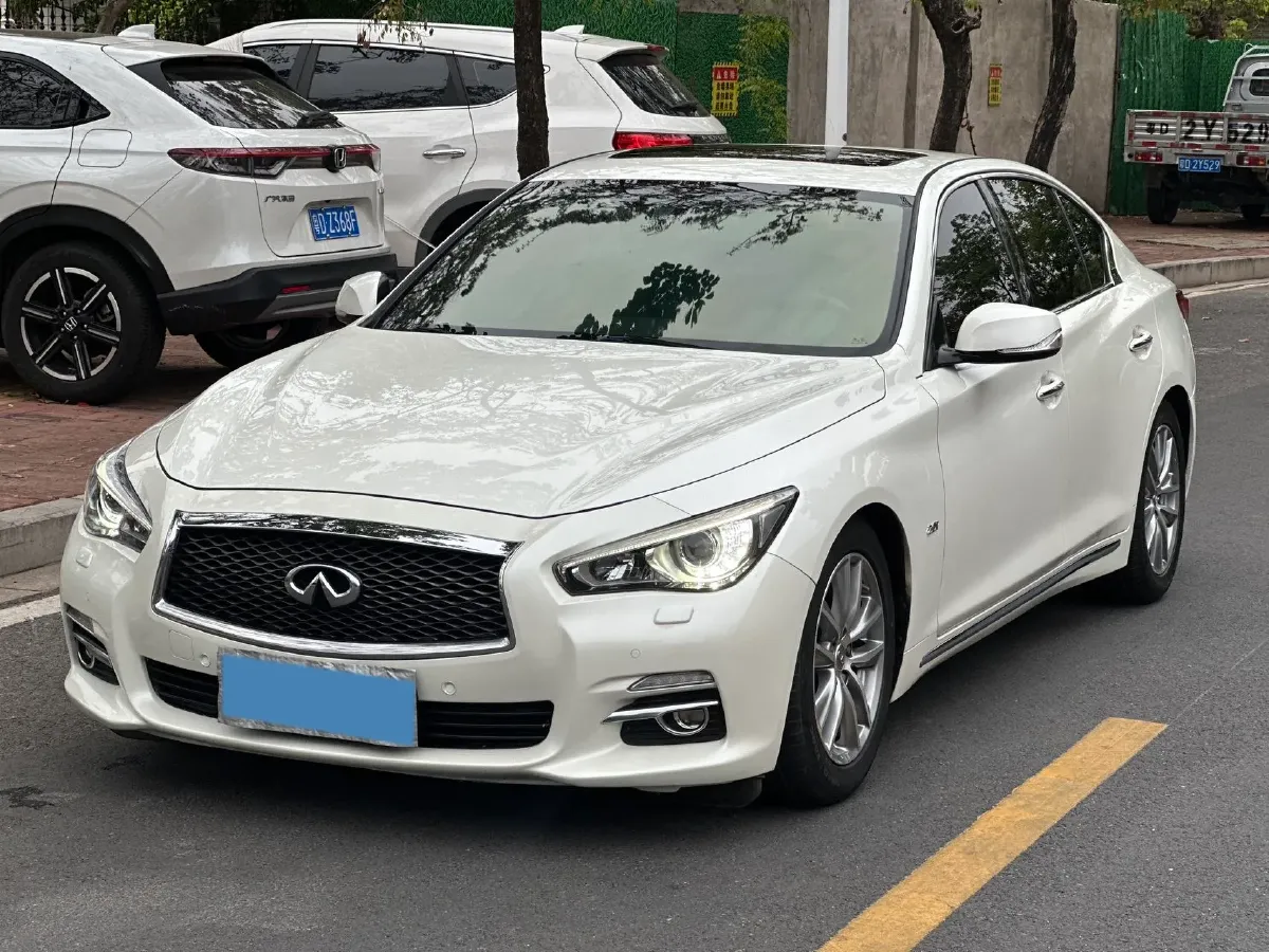 2016 Infiniti Q50L 2.0T 211HP L4 7AT,autocango,china used car exporter,china ev exporter,chinese used car exporter,chinese used ev exporter