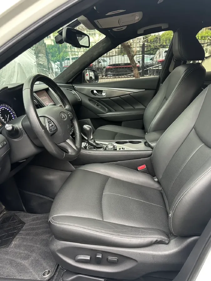 2016 Infiniti Q50L 2.0T 211HP L4 7AT,autocango,china used car exporter,china ev exporter,chinese used car exporter,chinese used ev exporter