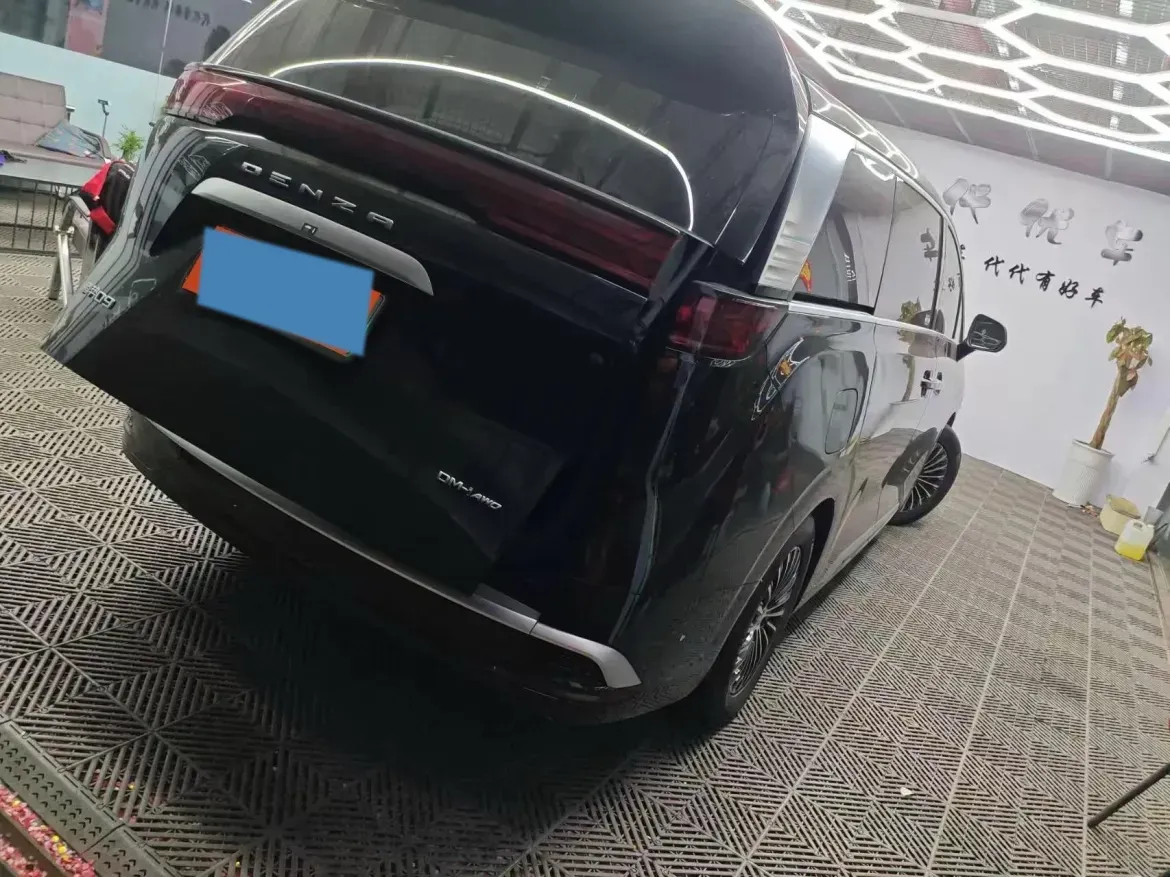 2024 Denza D9 1.5T 139HP L4 E-CVT PHEV 40KWH,autocango,china used car exporter,china ev exporter,chinese used car exporter,chinese used ev exporter