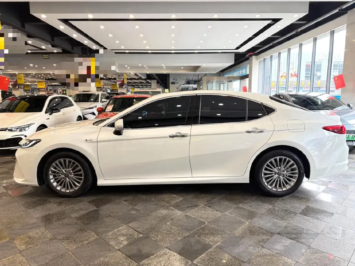 2024 Toyota Camry 2.0L 152HP L4 E-CVT Hybrid,autocango,china used car exporter,china ev exporter,chinese used car exporter,chinese used ev exporter