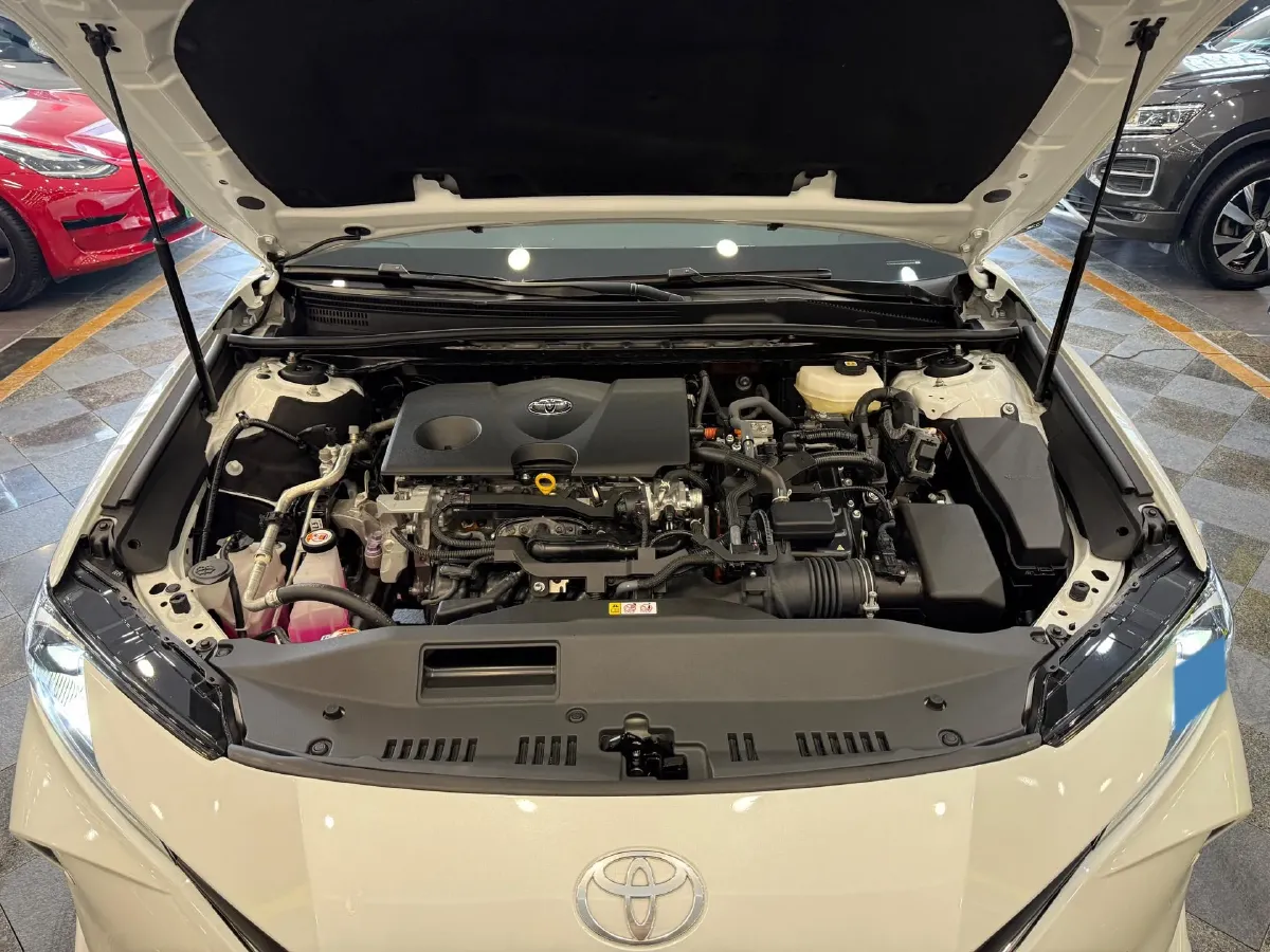 2024 Toyota Camry 2.0L 152HP L4 E-CVT Hybrid,autocango,china used car exporter,china ev exporter,chinese used car exporter,chinese used ev exporter