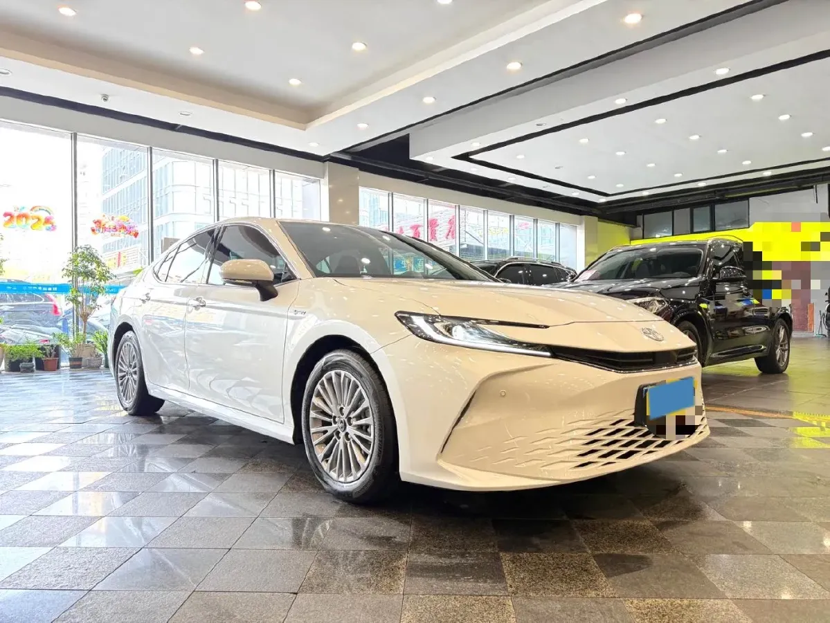 2024 Toyota Camry 2.0L 152HP L4 E-CVT Hybrid,autocango,china used car exporter,china ev exporter,chinese used car exporter,chinese used ev exporter