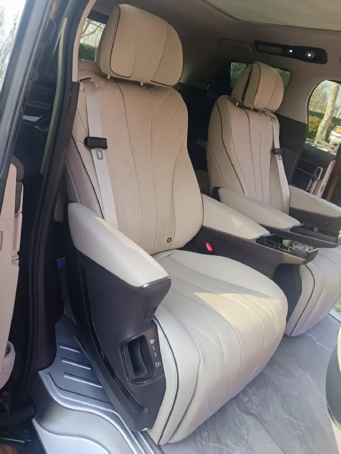 2024 Denza D9 1.5T 139HP L4 E-CVT PHEV 40KWH,autocango,china used car exporter,china ev exporter,chinese used car exporter,chinese used ev exporter