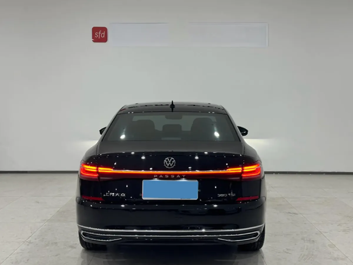 2024 Volkswagen Passat 2.0T 220HP L4 7DCT,autocango,china used car exporter,china ev exporter,chinese used car exporter,chinese used ev exporter