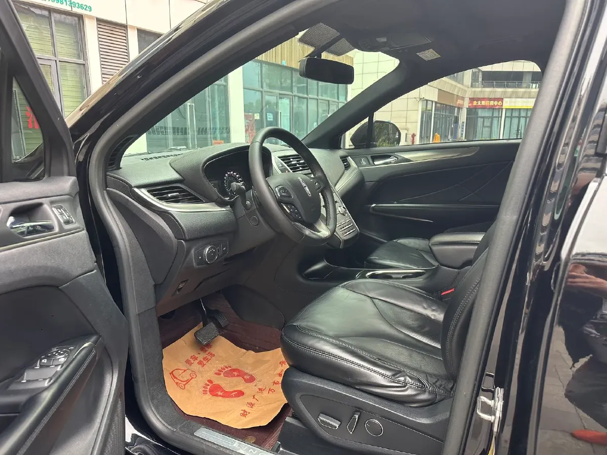 2017 Lincoln MKC 2.0T 203HP L4 6AT,autocango,china used car exporter,china ev exporter,chinese used car exporter,chinese used ev exporter