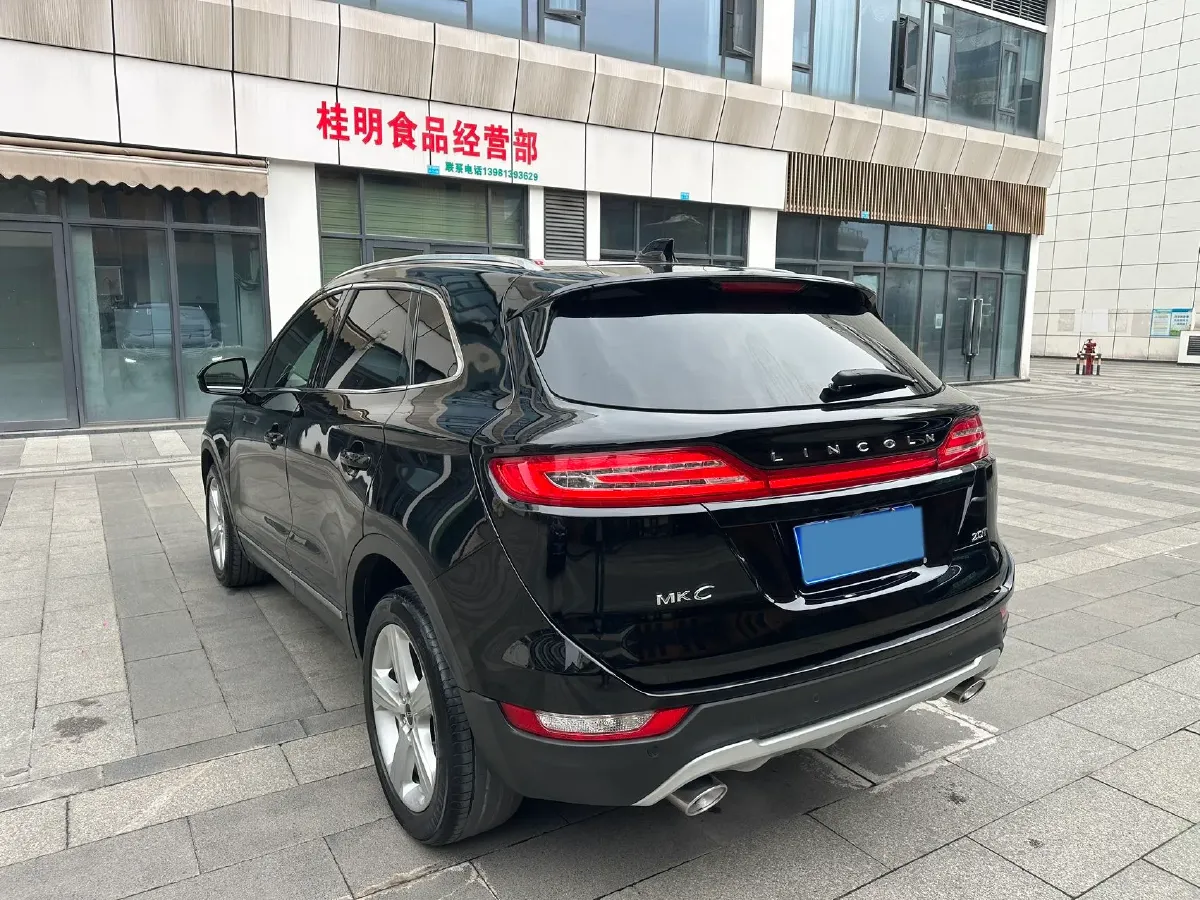 2017 Lincoln MKC 2.0T 203HP L4 6AT,autocango,china used car exporter,china ev exporter,chinese used car exporter,chinese used ev exporter