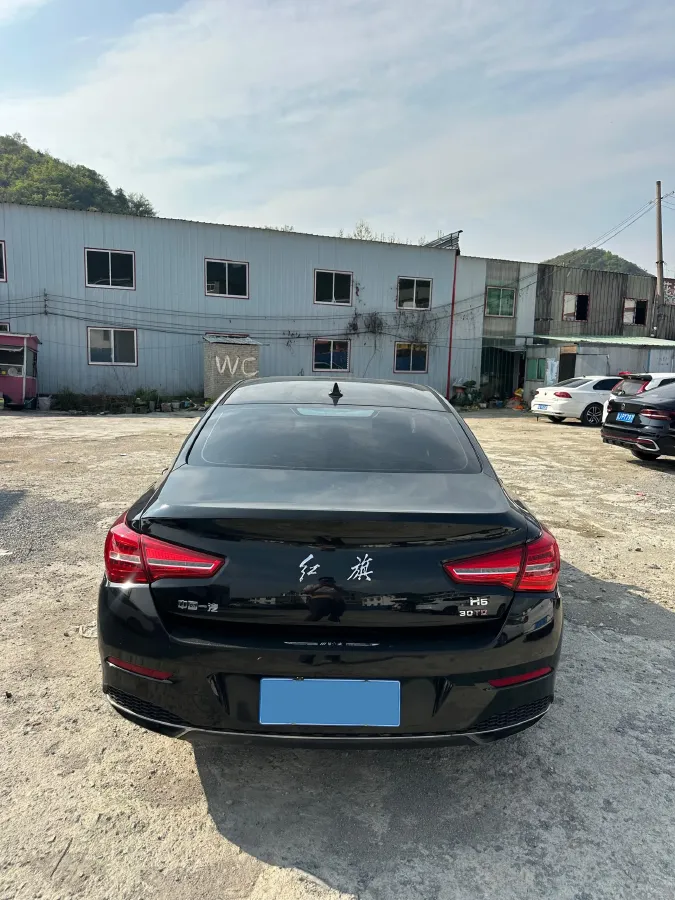 2020 HongQi H5 1.5T 169HP L4 7DCT,autocango,china used car exporter,china ev exporter,chinese used car exporter,chinese used ev exporter