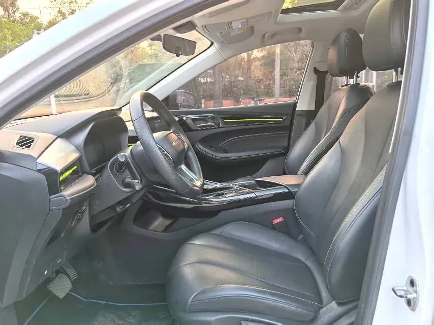 2021 Roewe i5 1.5L 120HP L4 CVT,autocango,china used car exporter,china ev exporter,chinese used car exporter,chinese used ev exporter