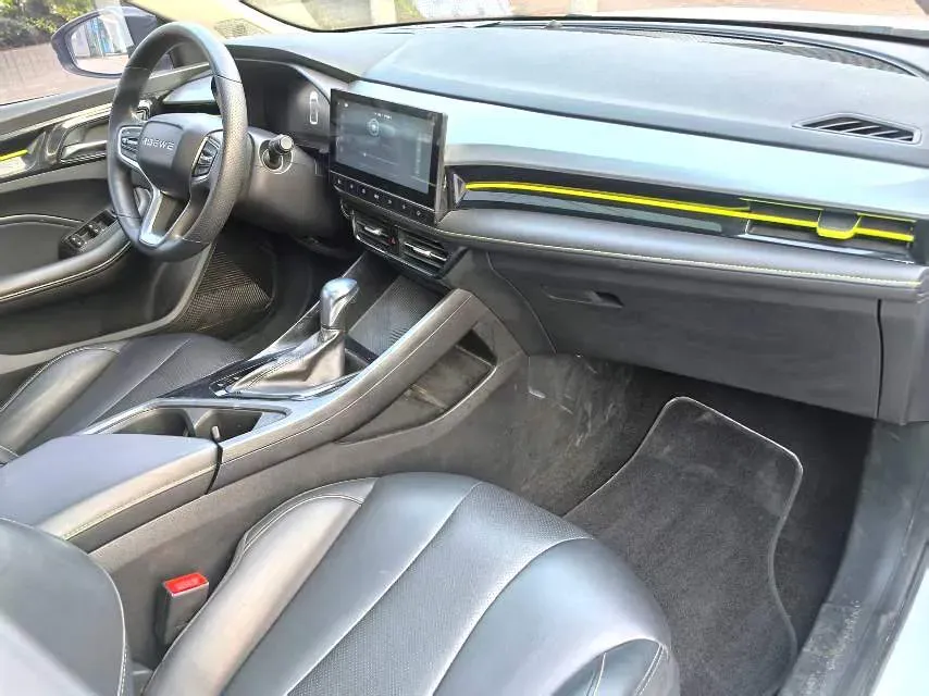 2021 Roewe i5 1.5L 120HP L4 CVT,autocango,china used car exporter,china ev exporter,chinese used car exporter,chinese used ev exporter