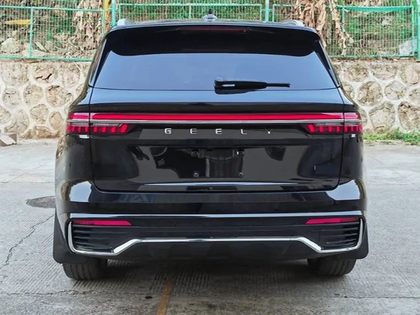 2021 Geely Monjaro 2.0T 218HP L4 7DCT,autocango,china used car exporter,china ev exporter,chinese used car exporter,chinese used ev exporter