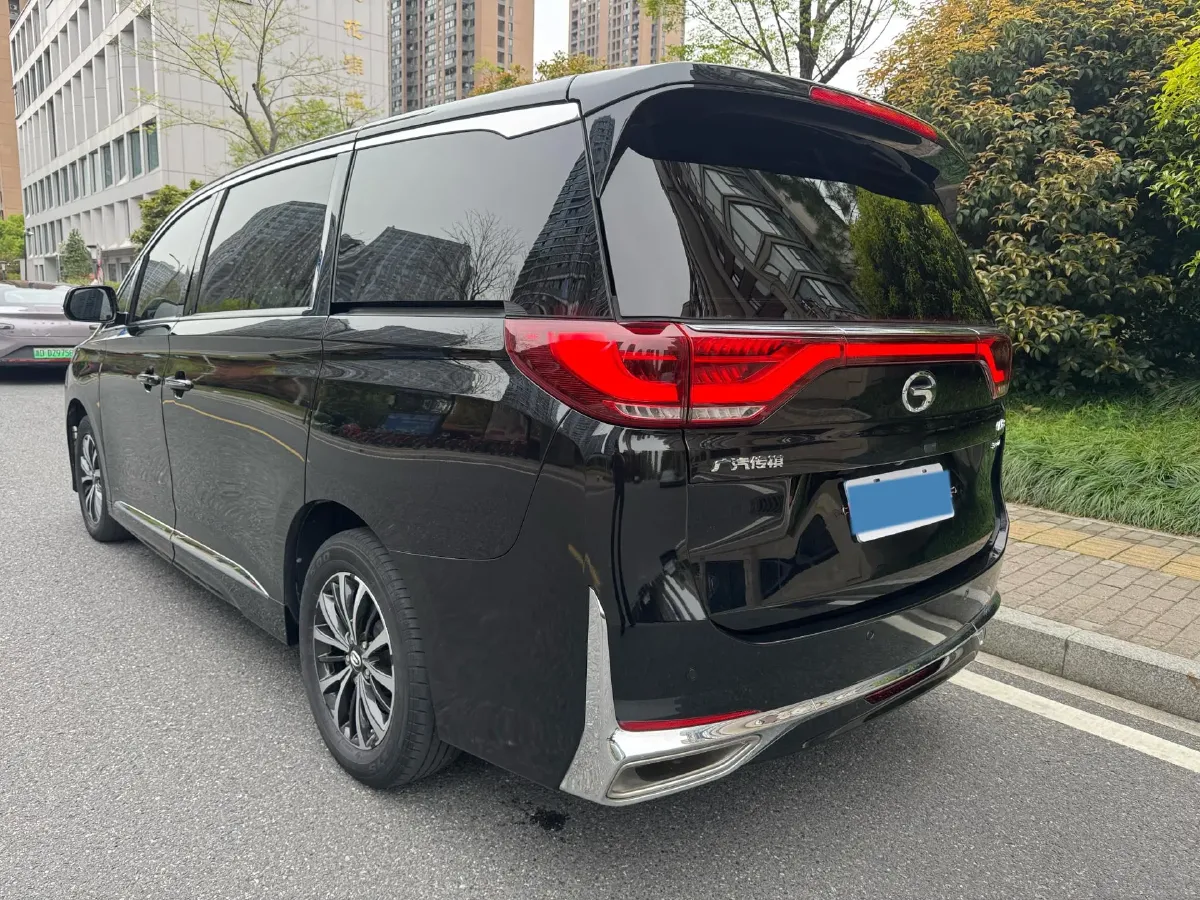 2021 GAC Trumpchi M8 2.0T 252HP L4 8AT,autocango,china used car exporter,china ev exporter,chinese used car exporter,chinese used ev exporter