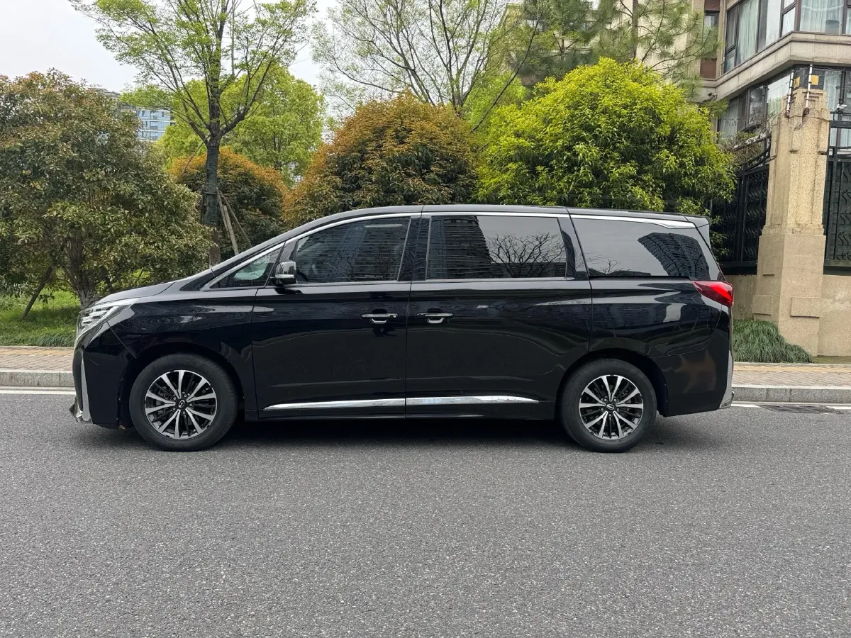 2021 GAC Trumpchi M8 2.0T 252HP L4 8AT,autocango,china used car exporter,china ev exporter,chinese used car exporter,chinese used ev exporter