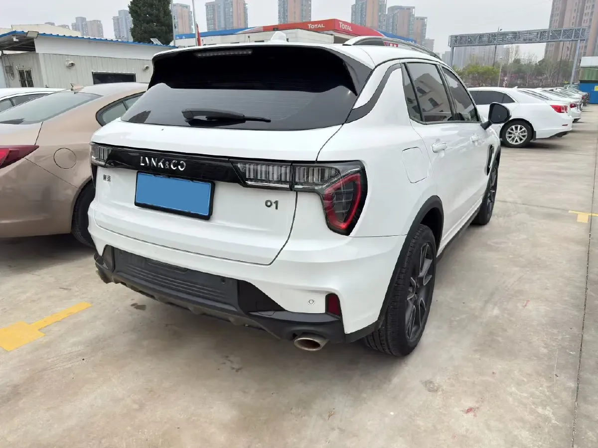 2021 LYNK&CO 01 2.0T 218HP L4 8AT,autocango,china used car exporter,china ev exporter,chinese used car exporter,chinese used ev exporter
