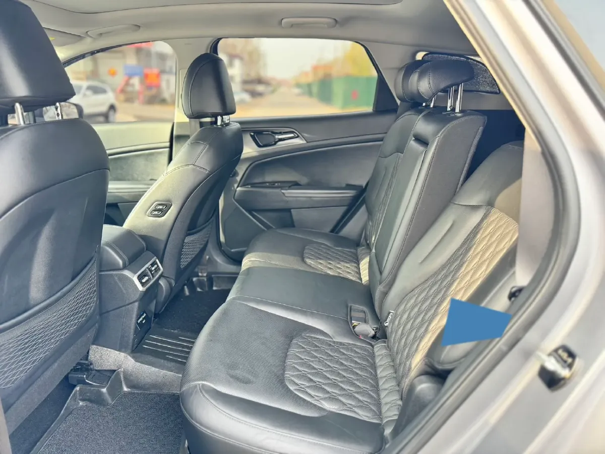 2023 Kia Sportage 2.0T 236HP L4 8AT,autocango,china used car exporter,china ev exporter,chinese used car exporter,chinese used ev exporter