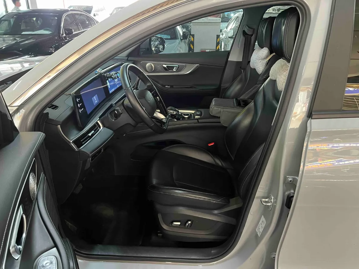 2024 Chery Tiggo 8 PRO 1.6T 197HP L4 7DCT,autocango,china used car exporter,china ev exporter,chinese used car exporter,chinese used ev exporter