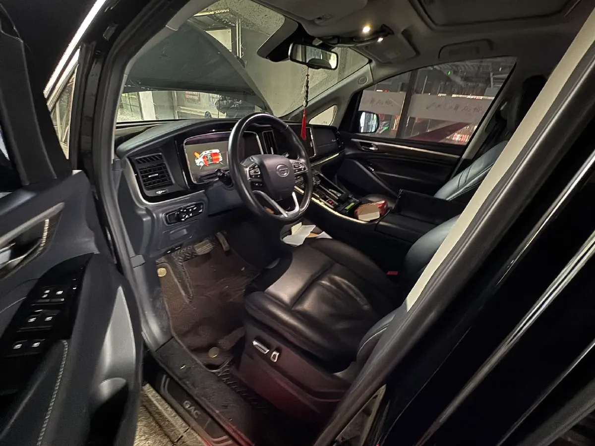 2021 GAC Trumpchi M8 2.0T 252HP L4 8AT,autocango,china used car exporter,china ev exporter,chinese used car exporter,chinese used ev exporter