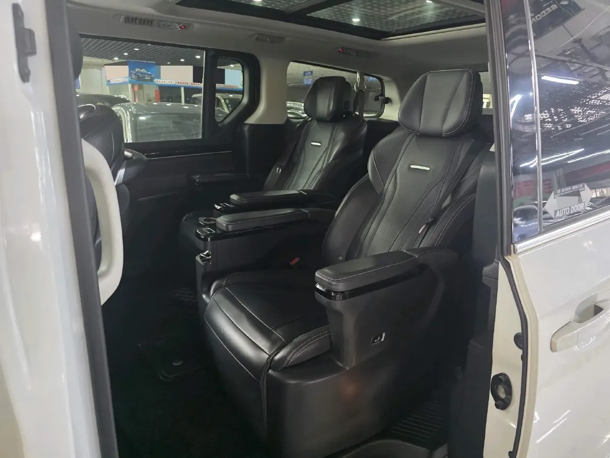 2021 MAXUS G20 2.0T 224HP L4 8AT,autocango,china used car exporter,china ev exporter,chinese used car exporter,chinese used ev exporter