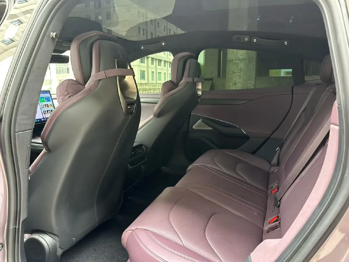 2024 MI SU7 BEV 101KWH,autocango,china used car exporter,china ev exporter,chinese used car exporter,chinese used ev exporter