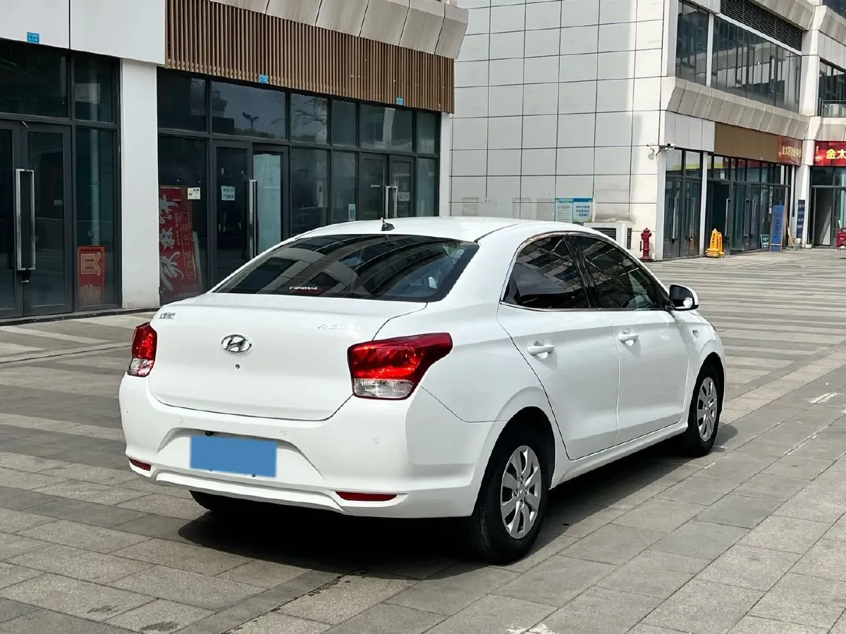 2017 Hyundai Reina 1.4L 95HP L4 5MT,autocango,china used car exporter,china ev exporter,chinese used car exporter,chinese used ev exporter